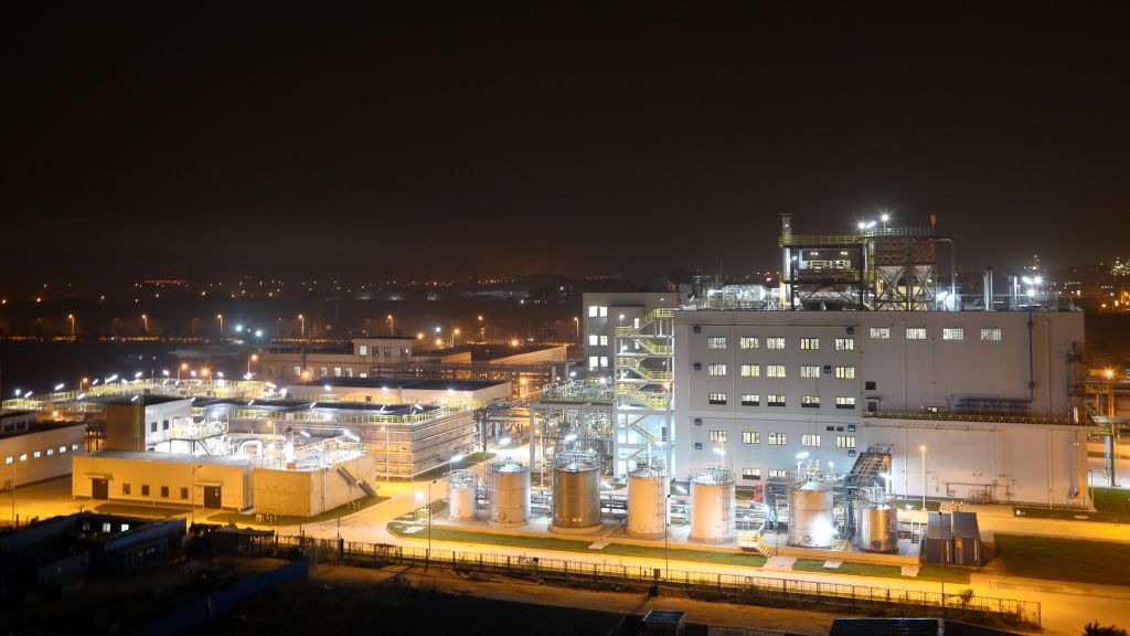 20240410_工厂夜景-compressed.jpg