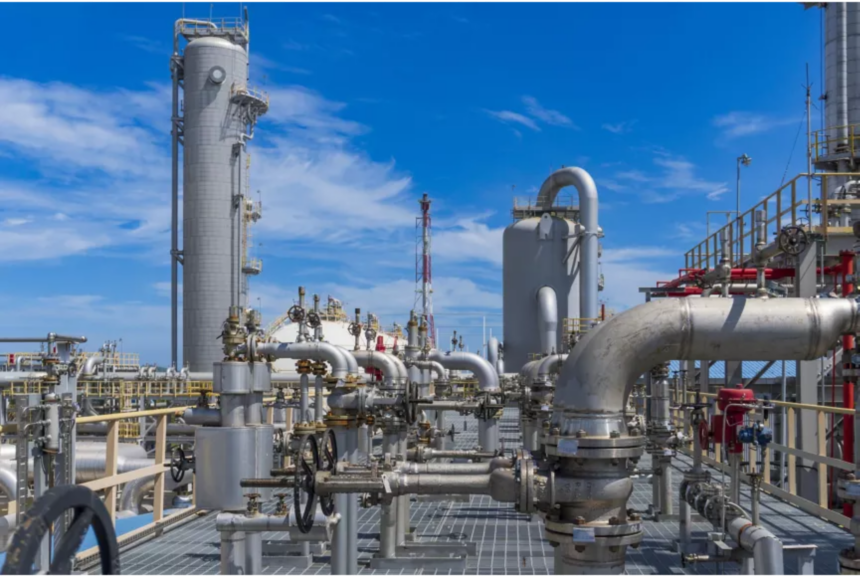 hon-industrial-petrochemical-refinery-infrastructure-getty-2223696990.png