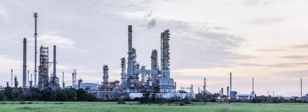 honeywell-uop-catalysts-refining-catalysts-hydrotreating-hero-desktop.webp.jpg