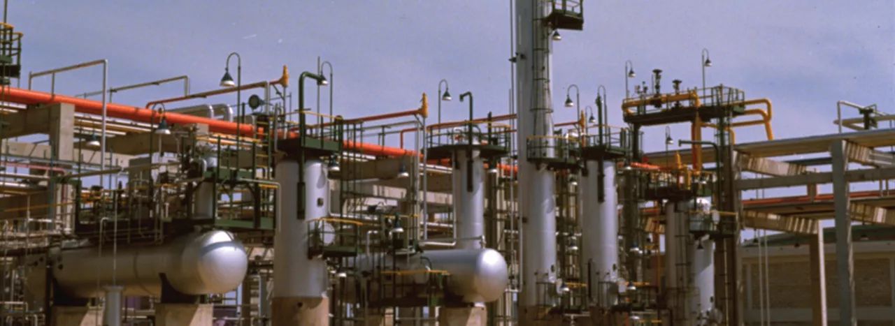 honeywell-uop-catalysts-refining-catalysts-merox-treating-hero-desktop.webp.jpg