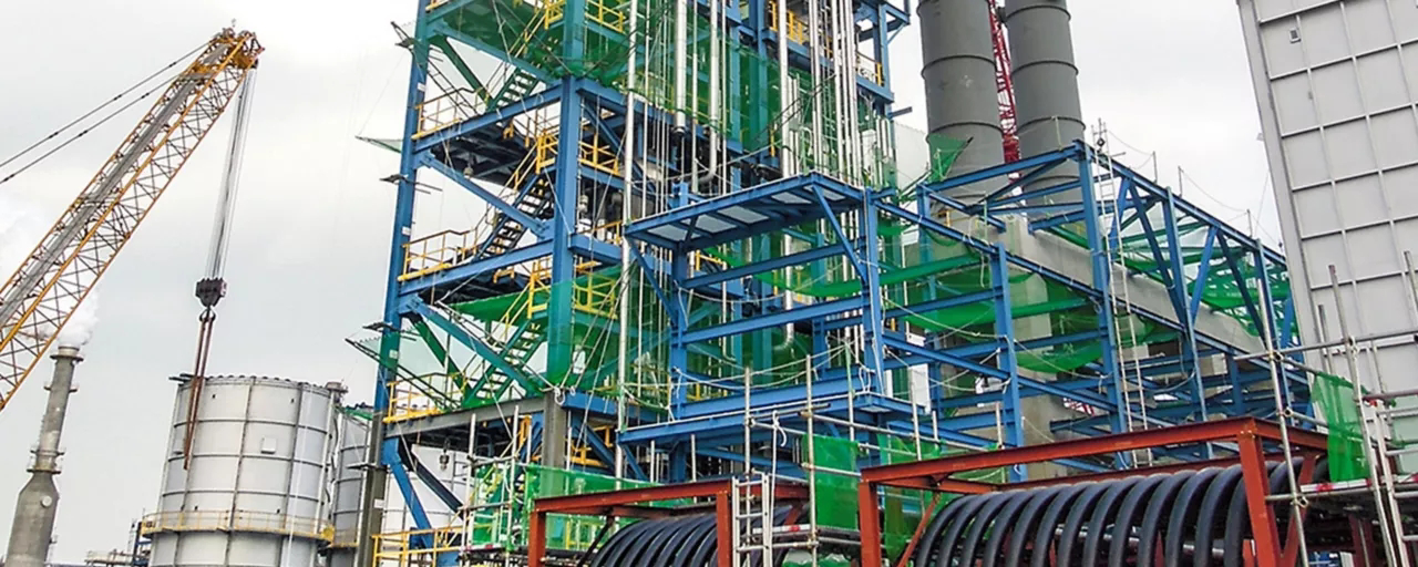 honeywell-uop-modular-solutions-refining-hero-desktop.webp.jpg